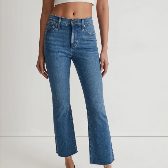 MADEWELL Mid Rise Kick Out Jeans Raw Hem - Picture 2 of 8